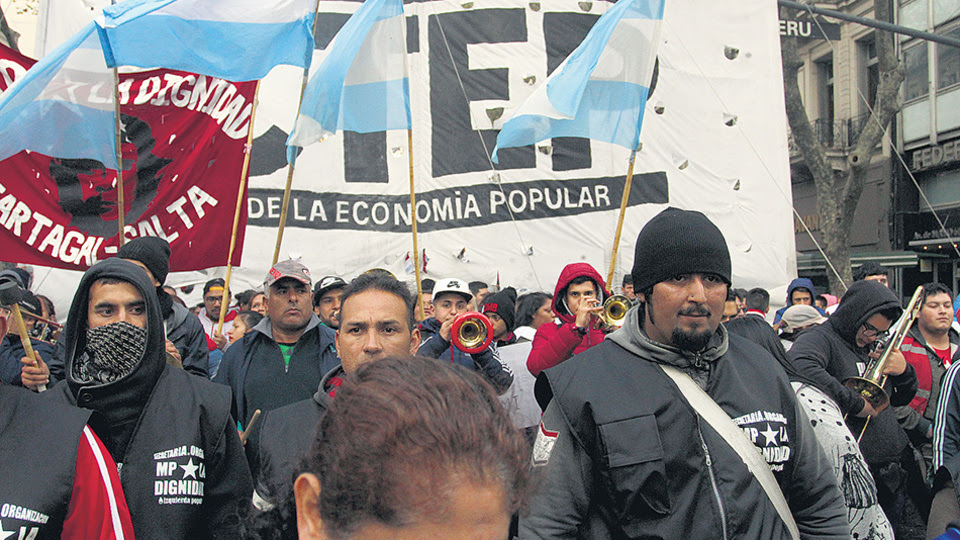 Las organizaciones ofrecerán una cena de Navidad para los sin techo y los cartoneros.