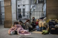 El Gobierno negociará con la Sareb la cesión de pisos vacíos para acoger a solicitantes de asilo sin techo