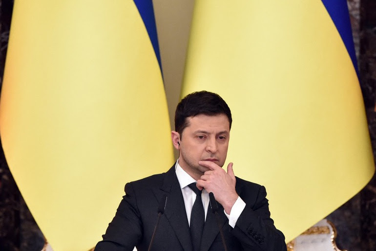 Tổng thống Zelensky: Ukraine bị bỏ rơi, lực lượng hùng mạnh đứng nhìn từ xa - Hình 1