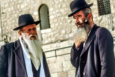 Two ultra-Orthodox
Jewish men have a conversation in Jerusalem.