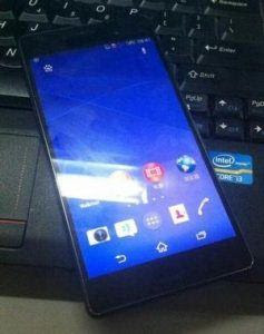 Lækket billede af Sony Xperia Z3 (Kilde: weibo.com)