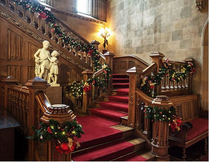 Christmas-Decorations-at-Highclere-Castle (900x744, 84Kb)