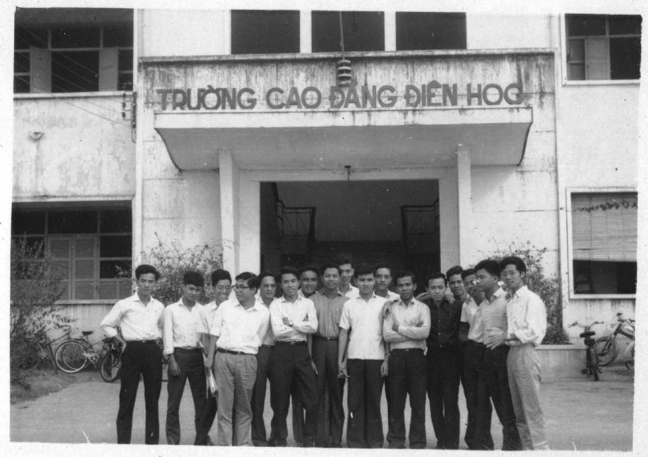 Trường%20Cao%20đẳng%20Điện%20học