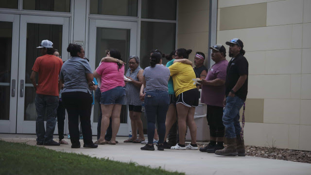 Ataque a tiros em escola no Texas mata ao menos 19 crianças e 2 adultos
