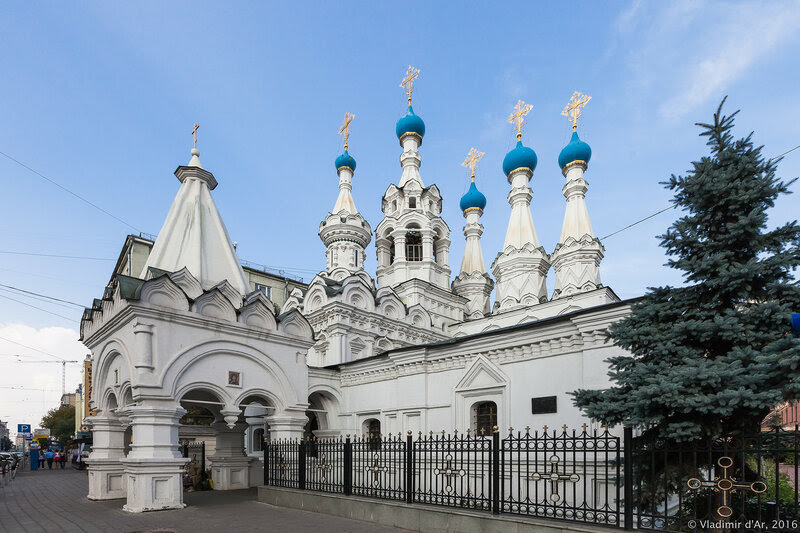 Церковь Рождества Богородицы в Путинках