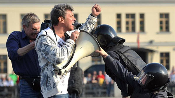 Nemtsov arrested