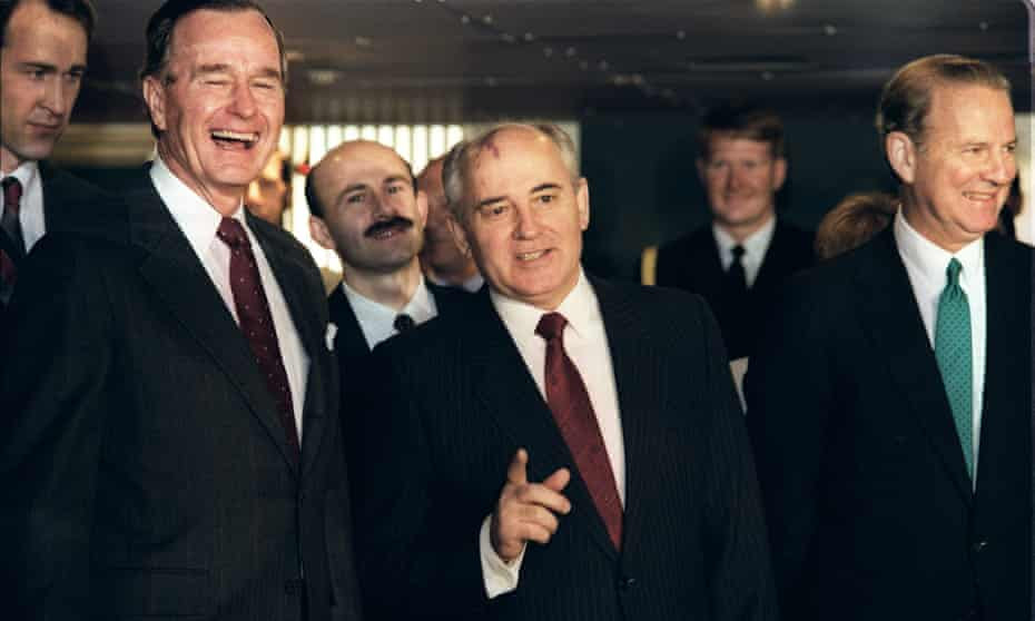 President George Bush (left) with the Soviet leader, Mikhail Gorbachev, and US secretary of state James Baker (right) in 1989.
