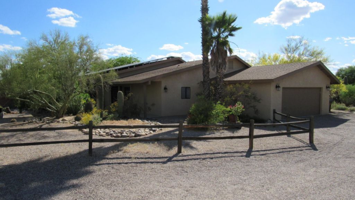 8021 N Padova Pl, Tucson, AZ 85741 wholesale priced home with indoor pool