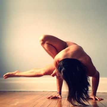 Lauren Rudick Yoga nude