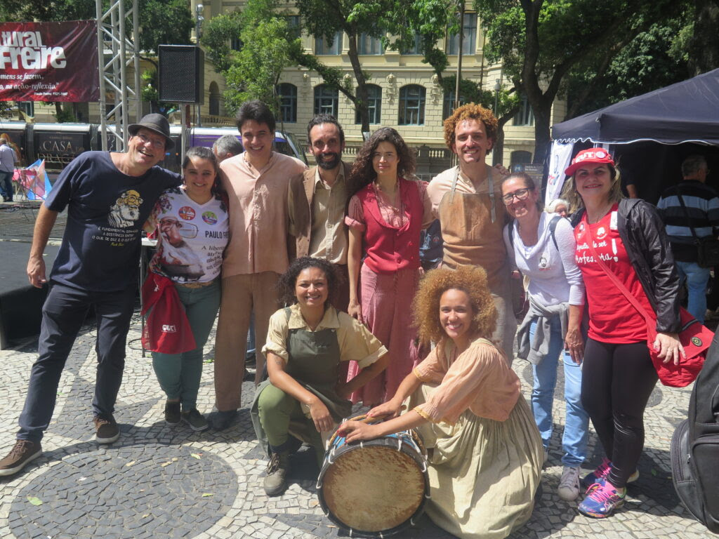Sinpro-Rio celebra 101 anos de Paulo Freire com evento na Cinelândia