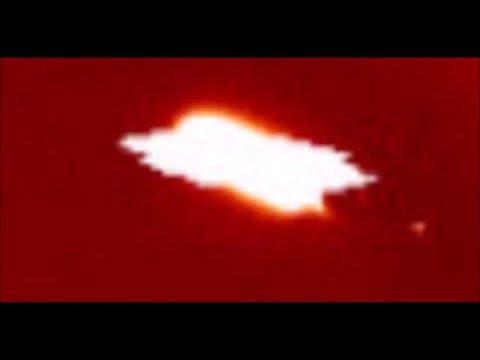 UFO News ~ Orange UFO Over Ocean Along San Diego, CA and MORE Hqdefault