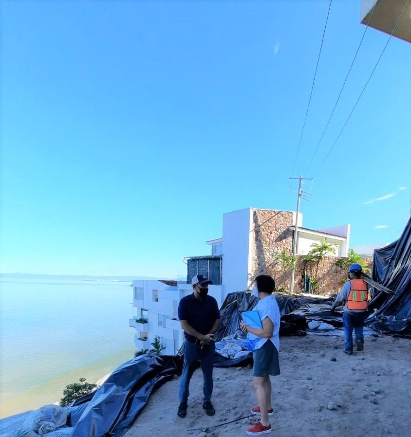 Sylvia and Contreras _2_.jpeg