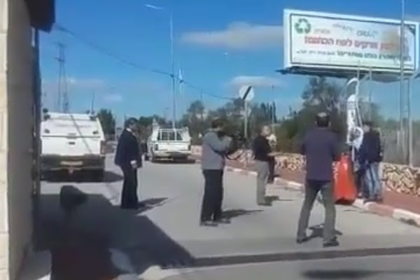 Two wannabe child-terrorists stopped at entrance to Karnei Shomron.