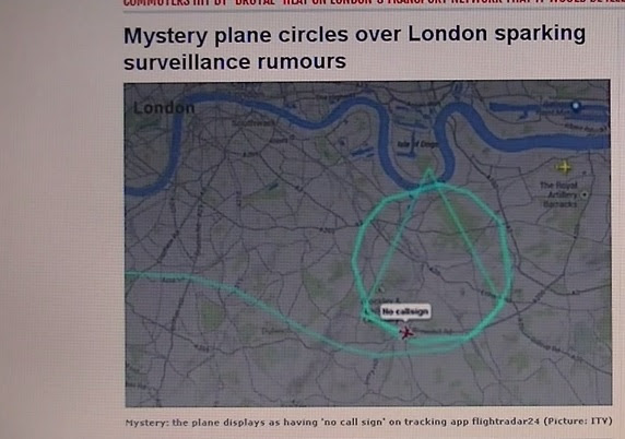 Mystery Plane Is Back!!! Circles London, No Call Sign - What Is Going On?