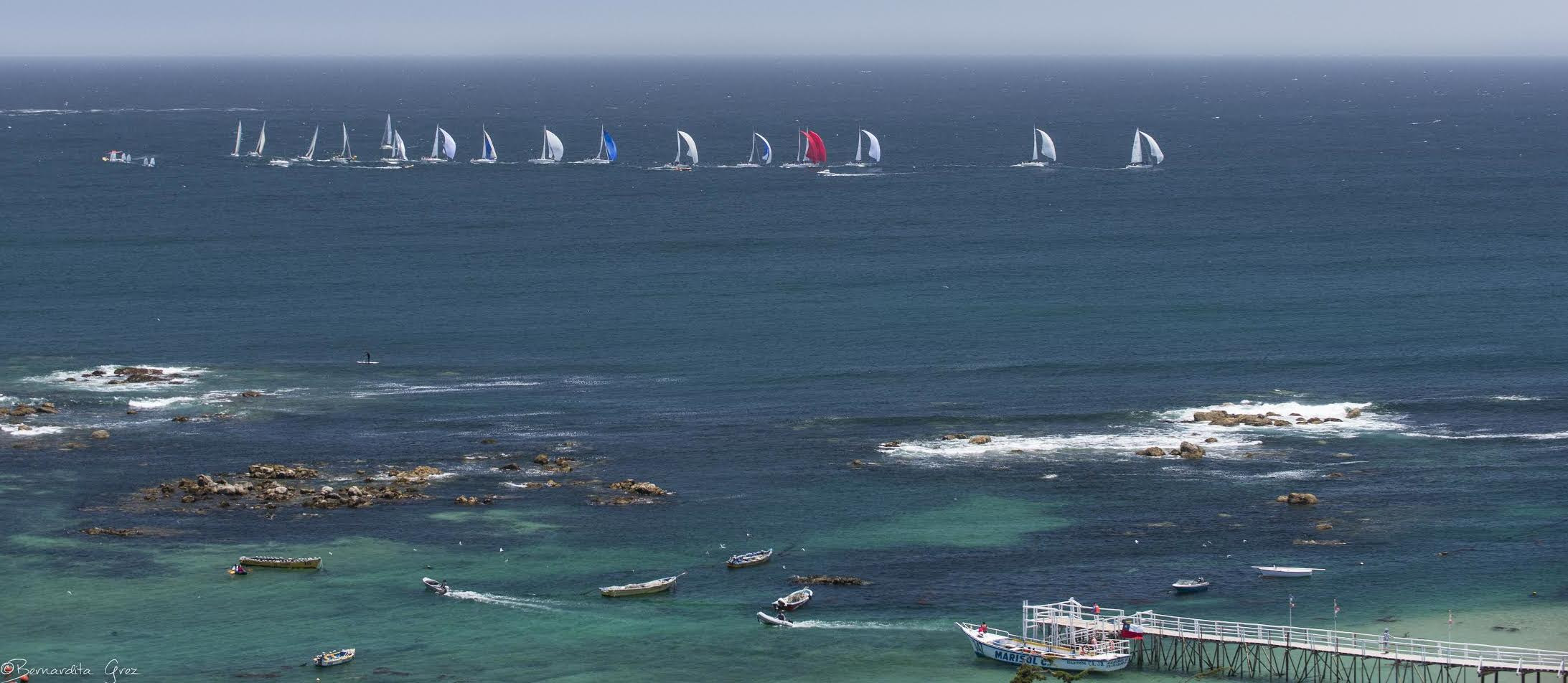 J/105s sailing off Algarrobo, Chile