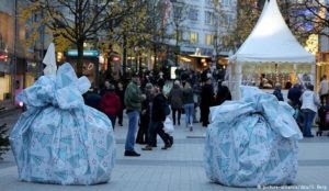 German city protects Christmas markets from vehicular jihad massacres with gift-wrapped car barricades