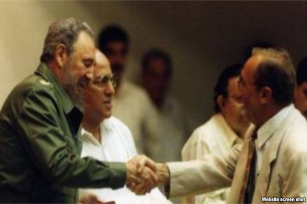 Cy Tokmakjian saluda a Fidel Castro