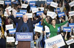 El voto latino, clave para la batalla entre Sanders y Biden en el supermartes