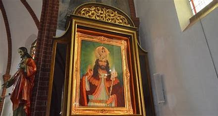 Obraz znaleziony dla: obraz pana jezusa chrystusa króla polski w chojnie