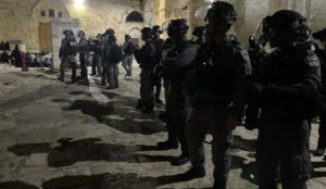 Israel: Al-Aqsa guard assaults Israeli policeman for saying ‘good morning’