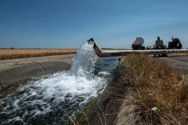Fritz Durst, a rice farmer, pumped groundwater in the Central Valley this month.