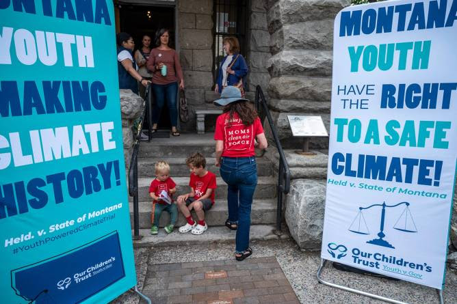 Signs in Montana about the court case