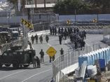 Militares de EE UU cierran el paso fronterizo de San Isidro en San Diego. Foto: Greg Bull/ AP. frontera-eeuu-mexico-caravana-migrantes-greg-bull-ap-1