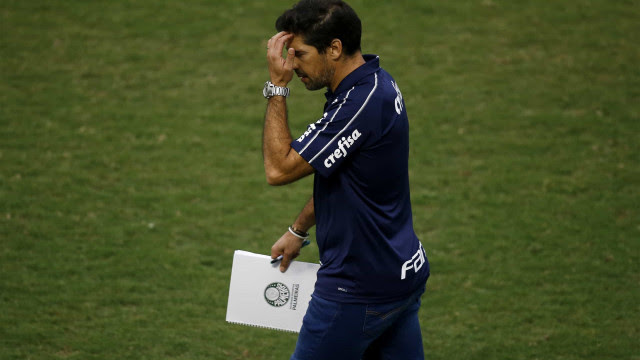 Abel valoriza rivais do Palmeiras na Libertadores: 'Detesto quando desrespeitam'