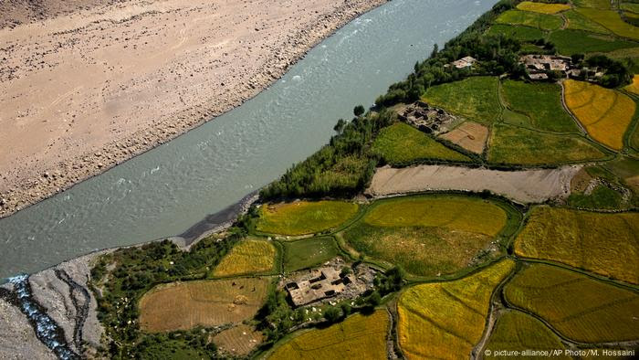 Afghanistan Landwirtschaft in der Provinz Badakhshan (picture-alliance/AP Photo/M. Hossaini)