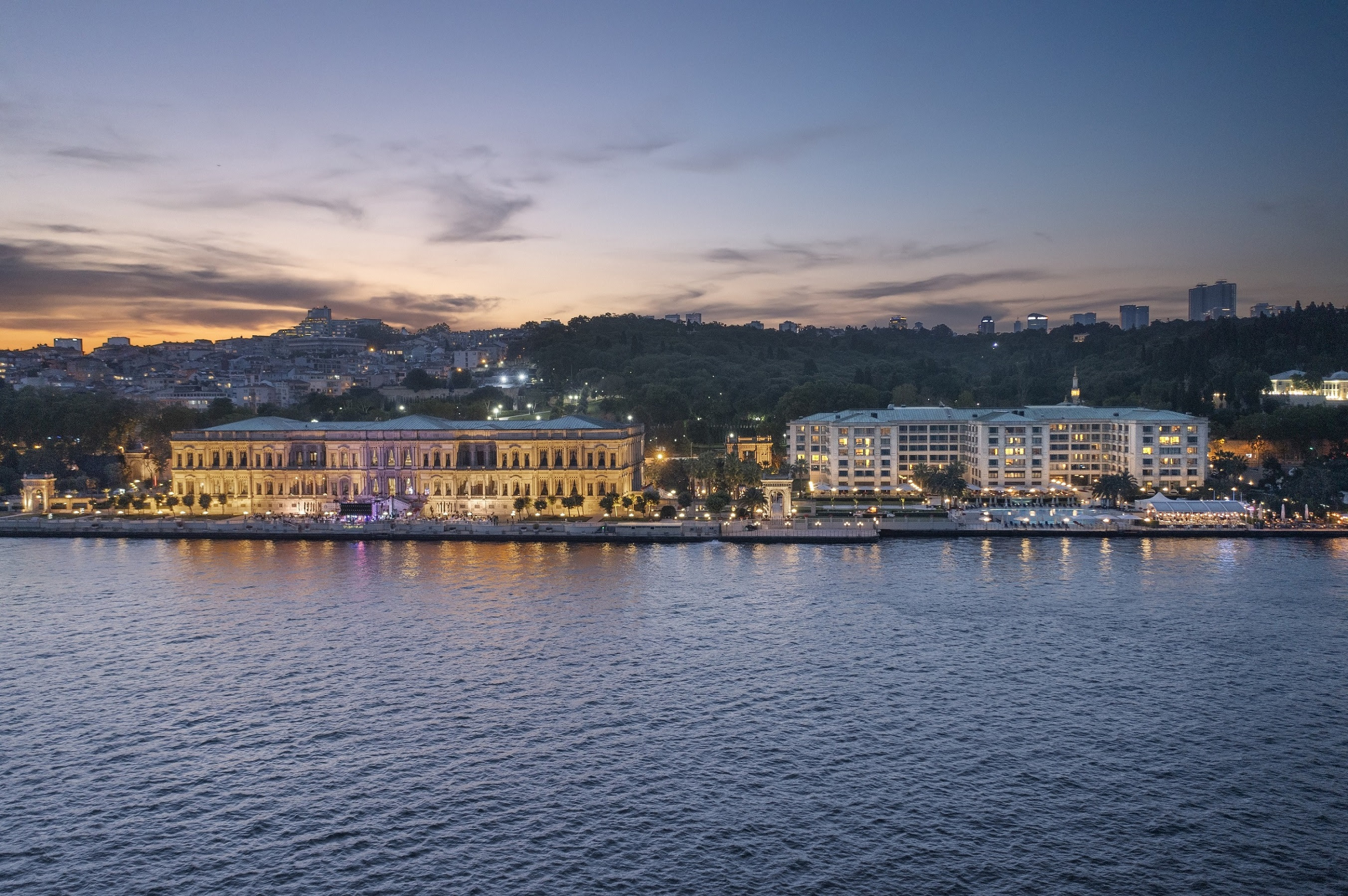 Ciragan Palace Kempinski Istanbul.jpg