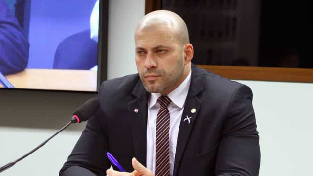 Alexandre barra visita de deputados em prisão domiciliar de Daniel Silveira