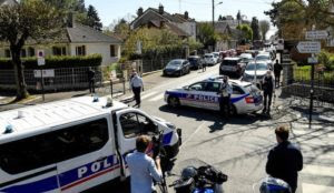 France: Muslim migrant stabs police officer in throat, kills her, authorities not sure it’s terrorism