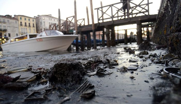 venice_canal_03