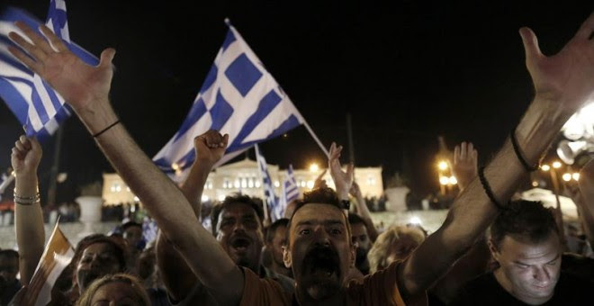 Celebración de los partidarios del 'NO' en Plaza Syntagma.- EFE