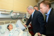 PM Netanyahu & Minister Gilad Erdan visit Adelle Benita (Benet) in the hospital.
