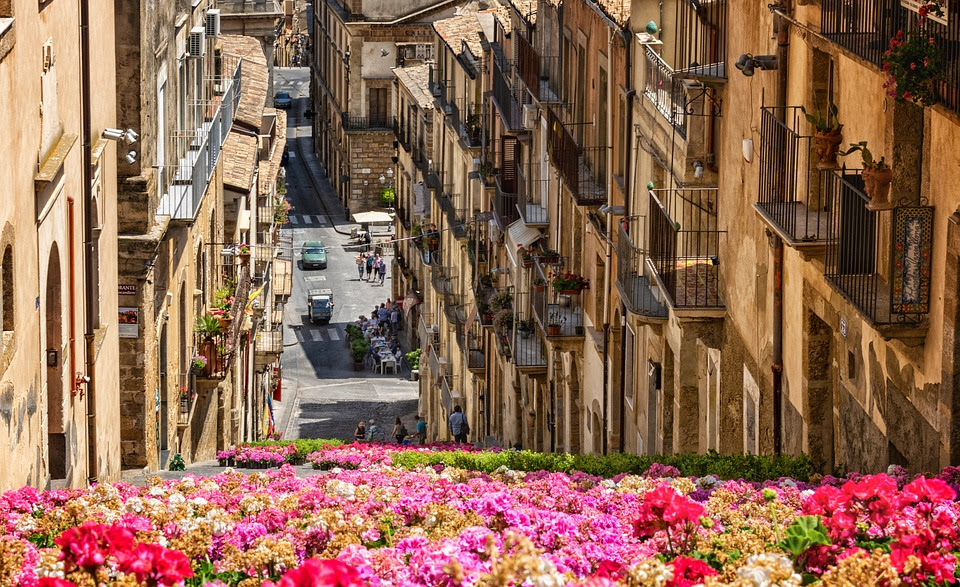 centro-storico-siciliano.jpg