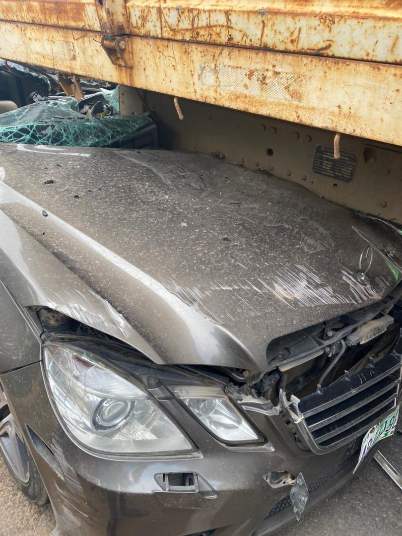 "Someone survived this?" Shock as man shares testimony of how he survived car accident
