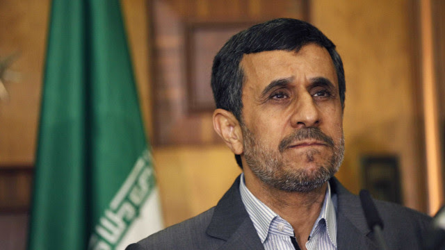 Irã veta Ahmadinejad e outros dois candidatos em eleição presidencial