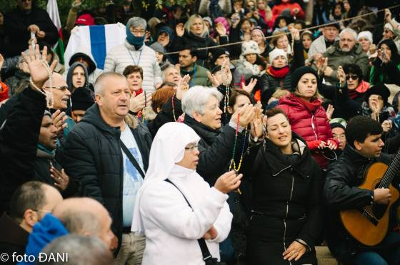 aparicion-de-la-virgen-el-medjugorje-el-2-de-noviembre-de-2016-2