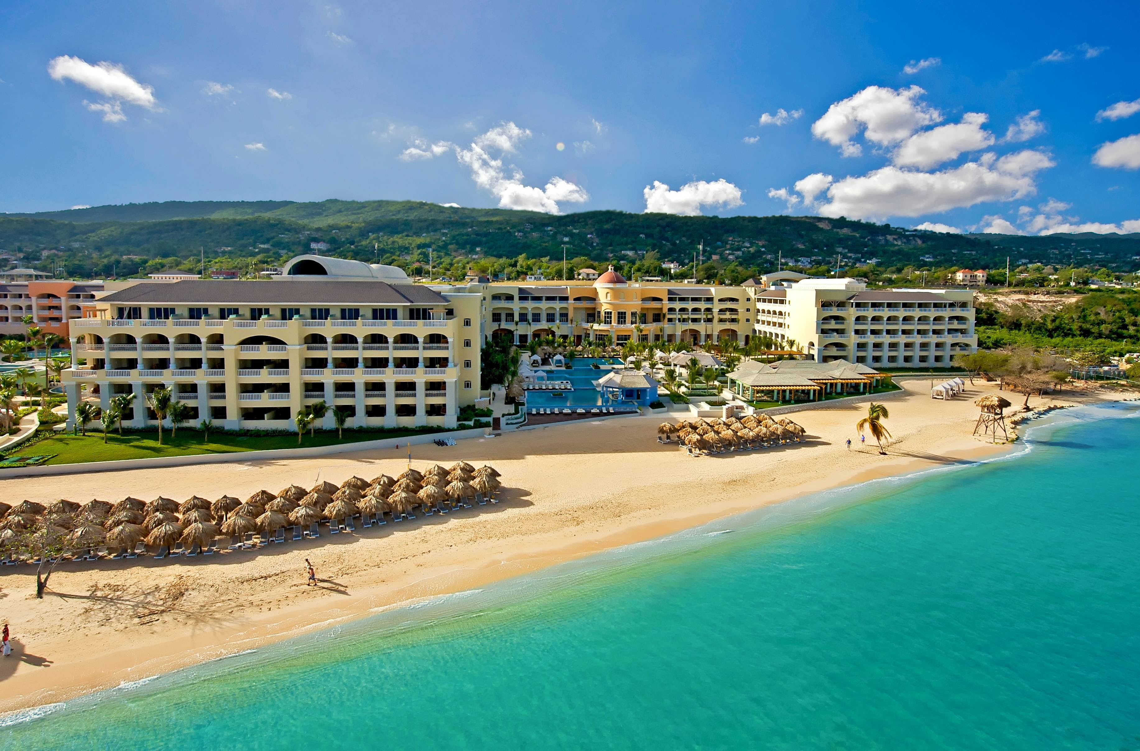 Round hill hotel and villas accommodation: Enjoy an UltraLuxury AllInclusive Stay at IBEROSTAR Grand Collection