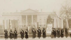 National_Womens_Patry_picketing_the_White_House