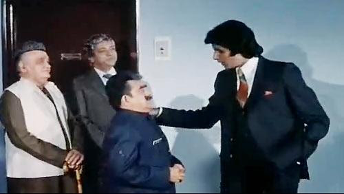 A scene from Sharaabi
