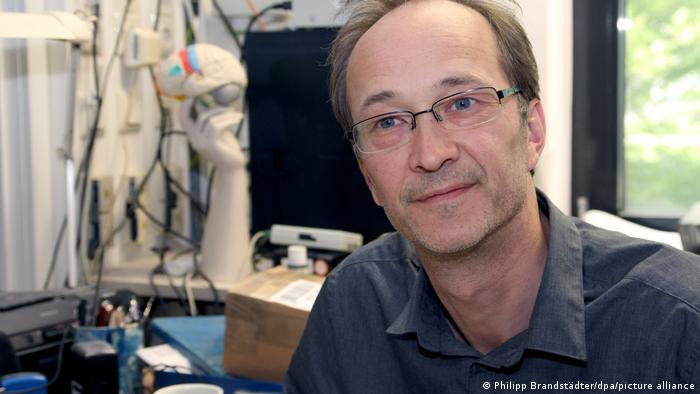 Martin Grunwald Martin Grunwald