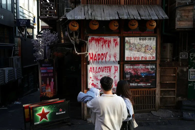 Giẫm đạp chết người trong lễ hội Halloween ở Seoul