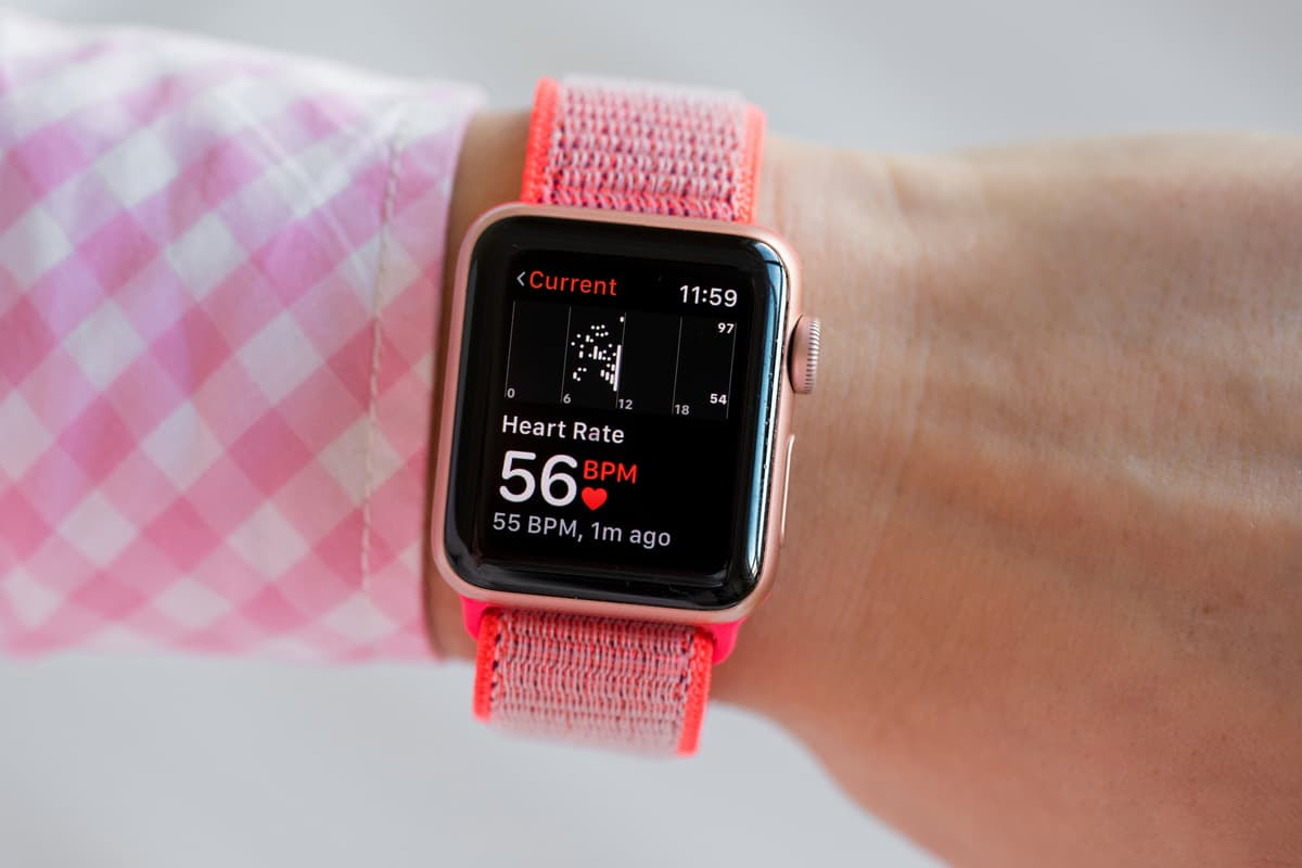 A new study has found that data passively collected by wearable devices such as the Apple Watch can be used to evaluate psychological well-being