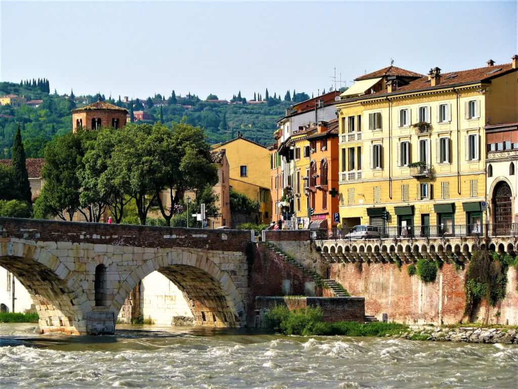 How to Take A Day Trip From Venice to Verona Walks of Italy