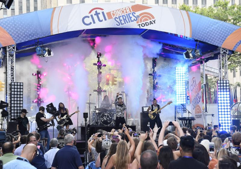 Citi Brings Fans Up Close And Personal With DNCE In Virtual Reality On