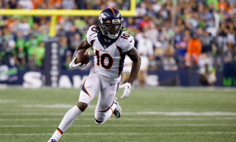 Broncos' WR Jerry Jeudy (#10) runs after the catch in 2022 matchup against Seattle Seahawks