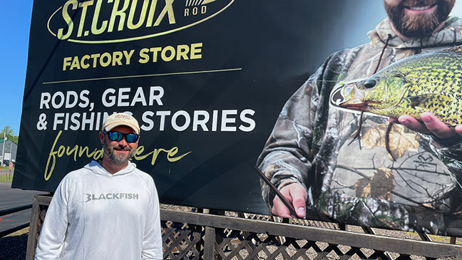 Best Rods Crewneck - St. Croix Rod