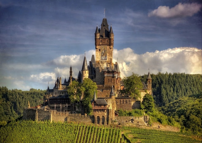 Những lâu đài đẹp nhất thế giới